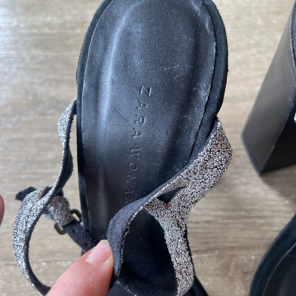Zara woman’s sliver black stripe heels sandals - Picture 12 of 12